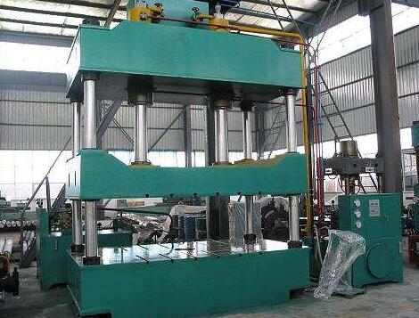 二手三梁四柱液壓機(jī)